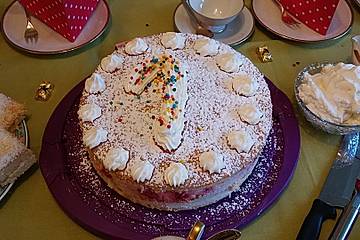 Biskuit-Erdbeertorte