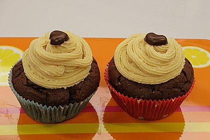 Vegane Schoko-Erdnussbutter-Cupcakes 9