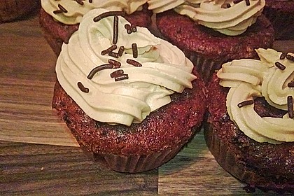 Vegane Schoko-Erdnussbutter-Cupcakes 14