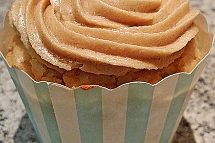 Vegane Schoko-Erdnussbutter-Cupcakes 7