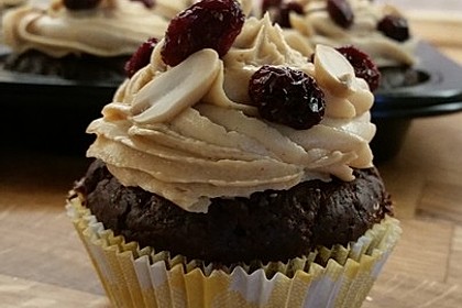 Vegane Schoko-Erdnussbutter-Cupcakes 4