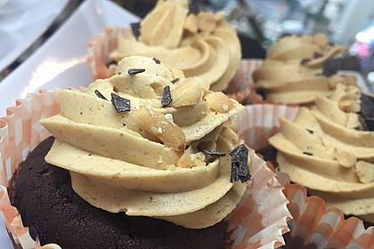 Vegane Schoko-Erdnussbutter-Cupcakes 2