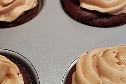 Vegane Schoko-Erdnussbutter-Cupcakes 11