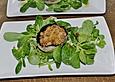 Champignons auf Feldsalat