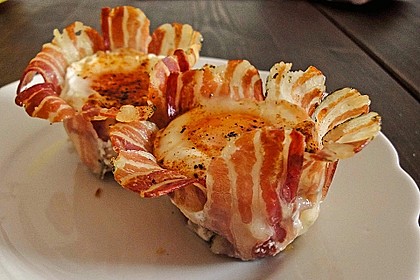Bacon and Egg Muffins 1