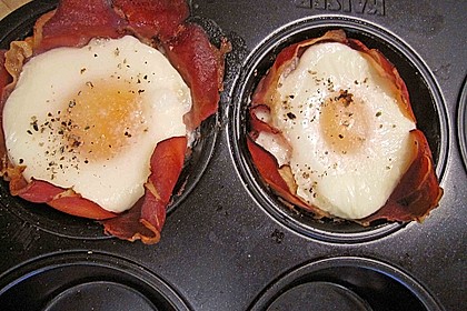 Bacon and Egg Muffins 49