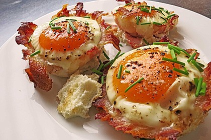 Bacon and Egg Muffins 4