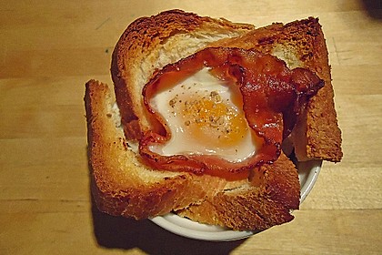 Bacon and Egg Muffins 25