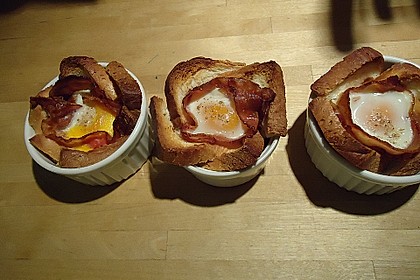 Bacon and Egg Muffins 31