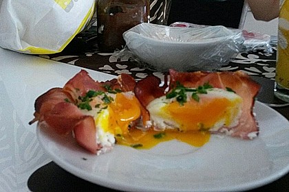 Bacon and Egg Muffins 28