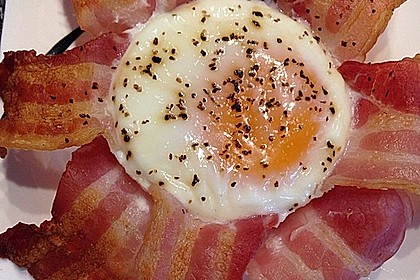 Bacon and Egg Muffins 19