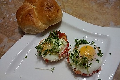 Bacon and Egg Muffins 32