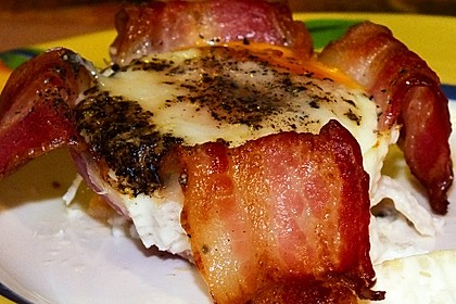 Bacon and Egg Muffins 33