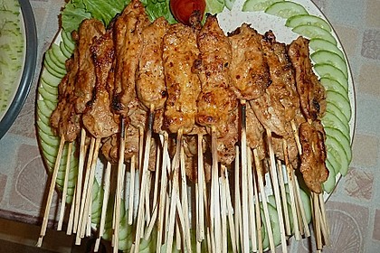 Huhn oder Schwein Gaw Lae