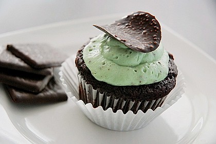 Schoko-Mint Cupcakes mit After-Eight Frosting 1