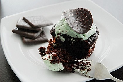 Schoko-Mint Cupcakes mit After-Eight Frosting 2