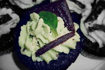 Schoko-Mint Cupcakes mit After-Eight Frosting 12