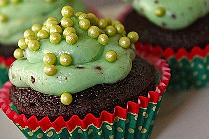 Schoko-Mint Cupcakes mit After-Eight Frosting 10