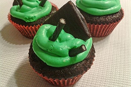 Schoko-Mint Cupcakes mit After-Eight Frosting 16