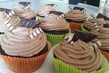 Schoko-Mint Cupcakes mit After-Eight Frosting 4