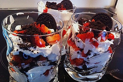 Oreo-Erdbeer-Trifle 1