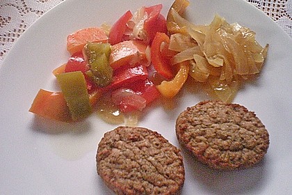 Paprikaschoten  mit Gem&uuml;sezwiebel 1