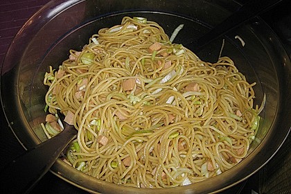 B&auml;ndchennudelsalat