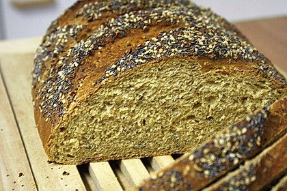 Annas knuspriges Joghurtbrot mit Vollkorn 9