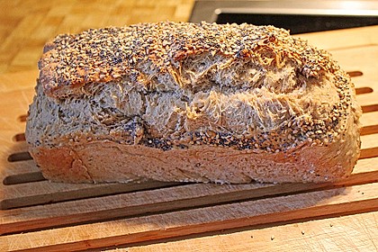 Annas knuspriges Joghurtbrot mit Vollkorn 11