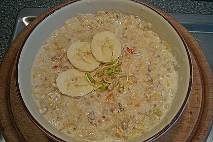 Frischkorn-M&uuml;sli mit Buchweizensprossen