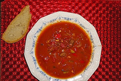 Gulaschsuppe ohne Kohlenhydrate 4