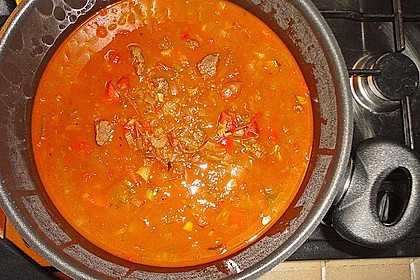 Gulaschsuppe ohne Kohlenhydrate 15