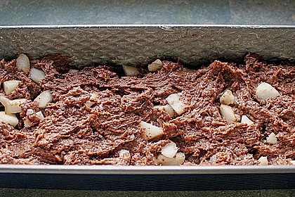 Schokoladen-Birnen-Kuchen mit Cranberries