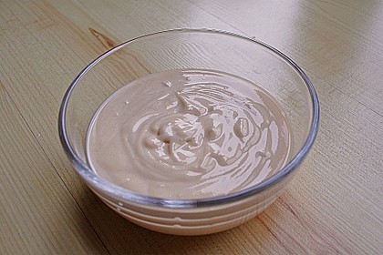 Joghurt-&Ouml;l-Nussmus-Ahornsirup Dessert