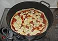 Pizza in der Pfanne
