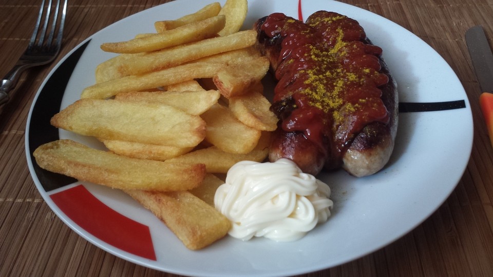 Bild Currywurst Mit Pommes Frites