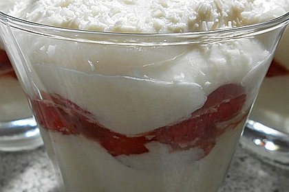 Erdbeer-Kokos-Dessert 10