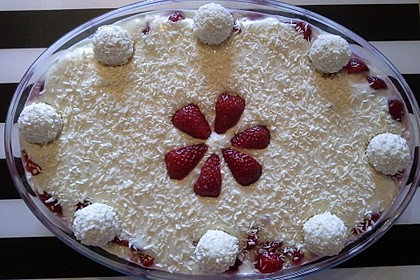 Erdbeer-Kokos-Dessert 5