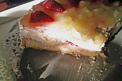 Ananas-K&auml;se Torte 1