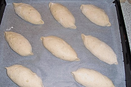 Macadamia-Röstzwiebel Brötchen 12