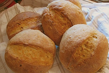 Macadamia-Röstzwiebel Brötchen 10