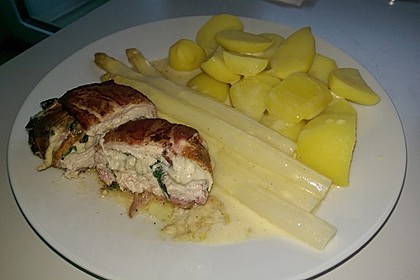 Gefüllte Bärlauch-Hähnchen-Rouladen 37