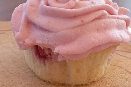 Himbeer-Joghurt-Cupcakes mit Himbeer-Frosting 6