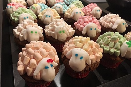Cupcake-Schafe mit Marshmallow-Frosting 186