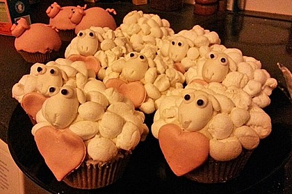 Cupcake-Schafe mit Marshmallow-Frosting 122