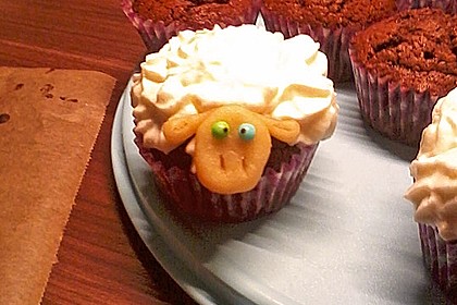 Cupcake-Schafe mit Marshmallow-Frosting 206