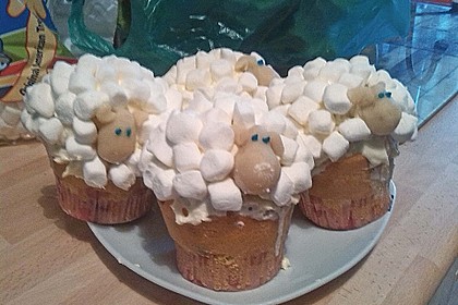 Cupcake-Schafe mit Marshmallow-Frosting 148