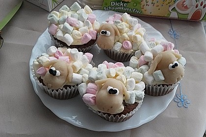 Cupcake-Schafe mit Marshmallow-Frosting 168