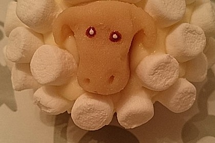 Cupcake-Schafe mit Marshmallow-Frosting 124