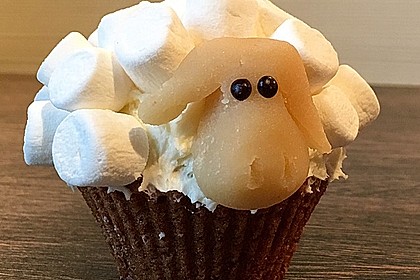 Cupcake-Schafe mit Marshmallow-Frosting 175